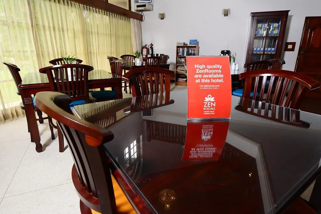 Zen Rooms Main Street Negombo 2*,