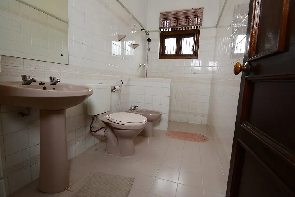 Hotel Zen Rooms Main Street Negombo